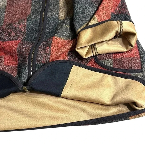 VTG VIN Rouge,plaid coat,oversized, PTP 23”,gold lined,, Paris vibe, winter,EC - Picture 14 of 14